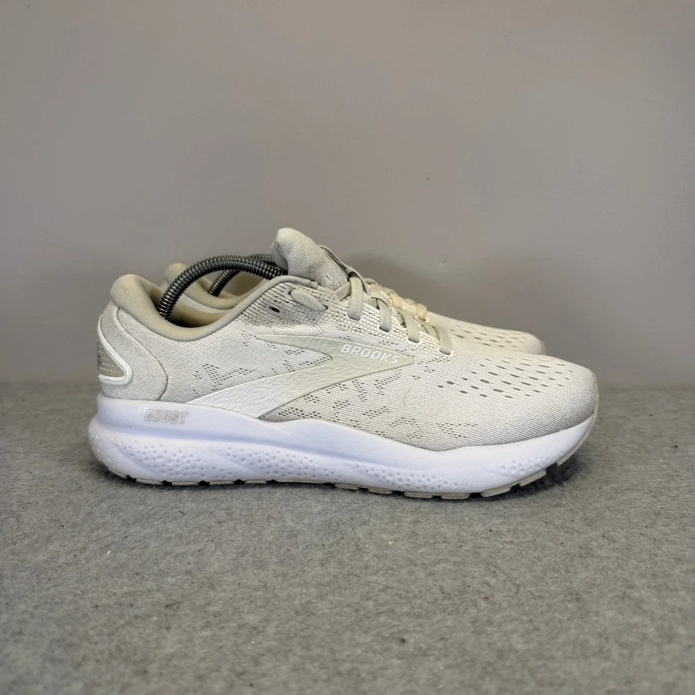 Brooks ghost 16